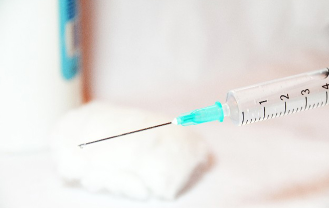 イメージ：眼瞼けいれん・ボトックス注射